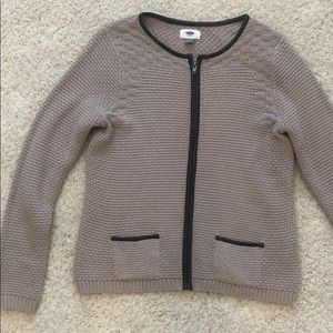 Versatile khaki cardigan